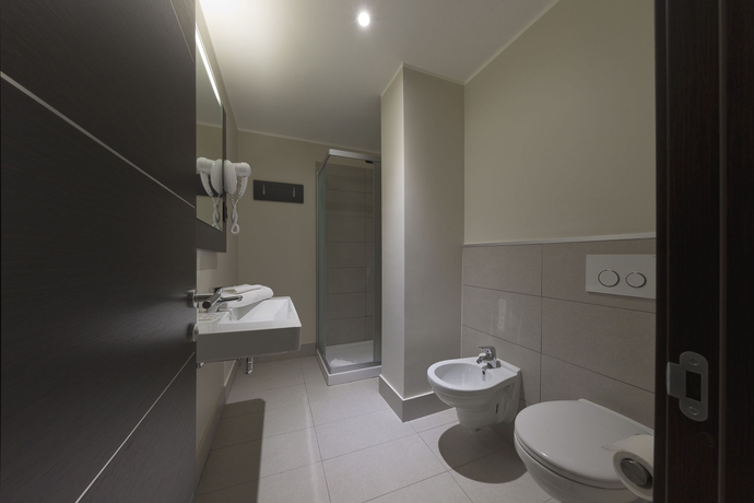 Imagen de la habitación del Hotel B&B Bergamo. Foto 5