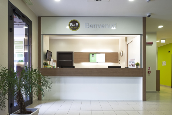 Imagen de los interiores del Hotel B&B Bergamo. Foto 13