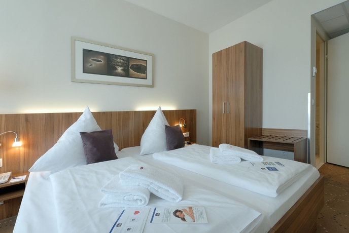 Imagen de la habitación del Hotel B&B Berlin City-Ost. Foto 5