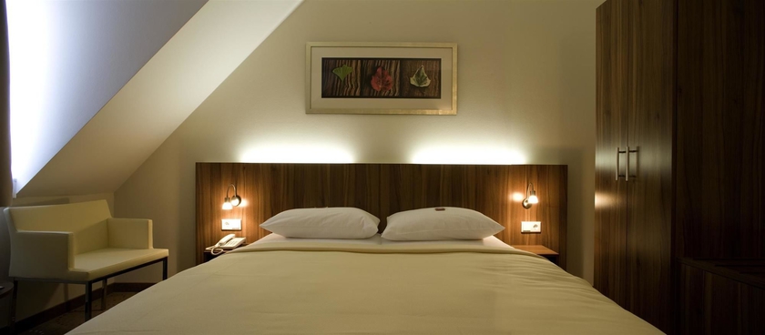 Imagen de la habitación del Hotel B&B Berlin City-Ost. Foto 10