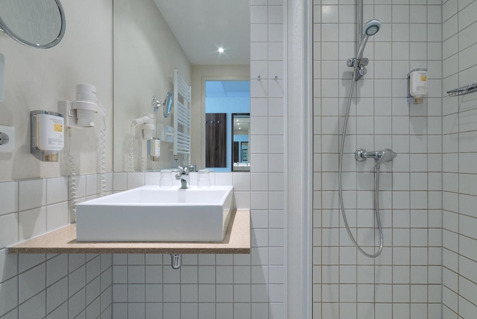 Imagen de la habitación del Hotel B&B Berlin City-Ost. Foto 13