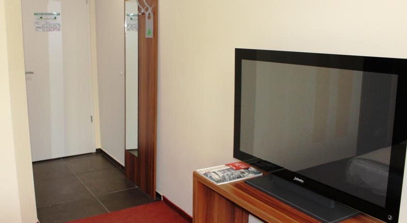 Imagen general del Hotel B&B Berlin-Adlershof. Foto 3