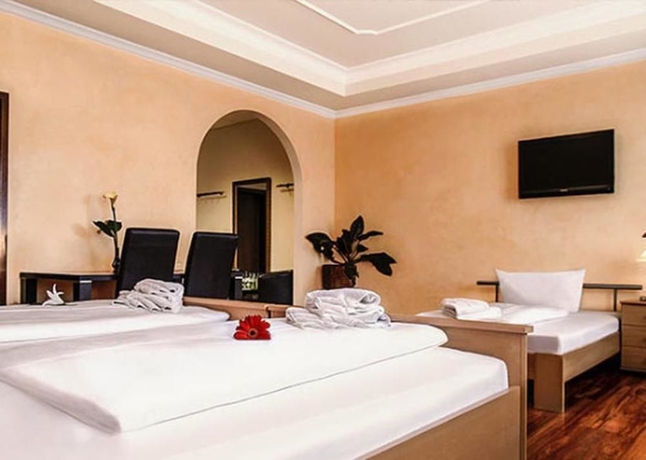 Imagen de la habitación del Hotel B&B Berlin-Dreilinden. Foto 2
