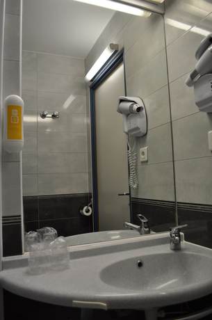 Imagen de la habitación del Hotel B&B Bollene. Foto 6