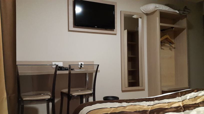 Imagen de la habitación del Hotel B&B Bollene. Foto 11