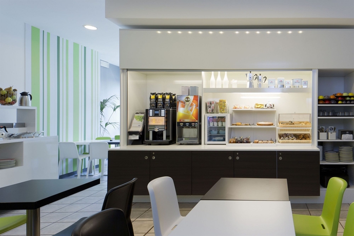 Imagen del bar/restaurante del Hotel B&B Bologna. Foto 6