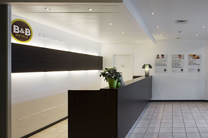 Imagen de los interiores del Hotel B&B Bologna. Foto 13