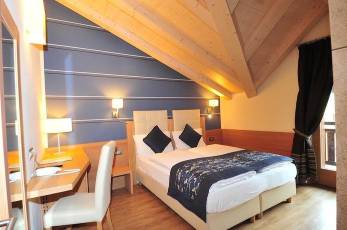 Imagen de la habitación del Hotel B&B Bondi. Foto 11