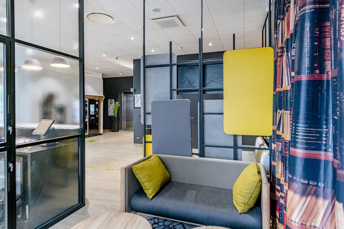 Imagen de los interiores del Hotel B&B Bordeaux Bassins à flot. Foto 15