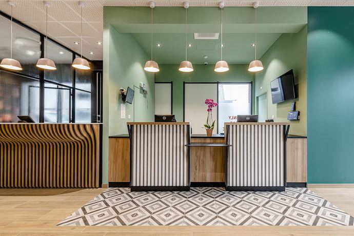 Imagen de los interiores del Hotel B&B Bordeaux Bassins à flot. Foto 16