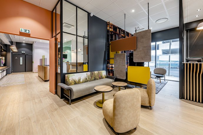 Imagen de los interiores del Hotel B&B Bordeaux Bassins à flot. Foto 20