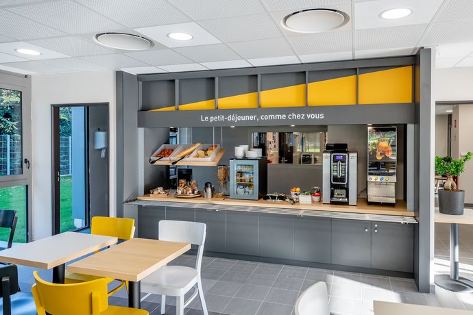 Imagen del bar/restaurante del Hotel B&B Bordeaux Langon. Foto 4