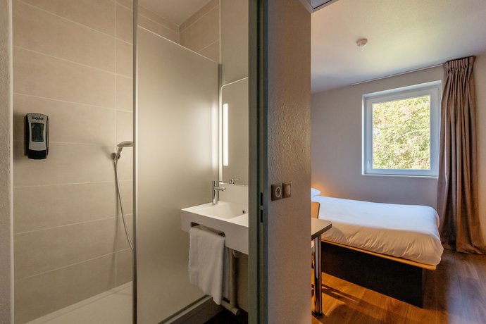 Imagen de la habitación del Hotel B&B Bordeaux Langon. Foto 16