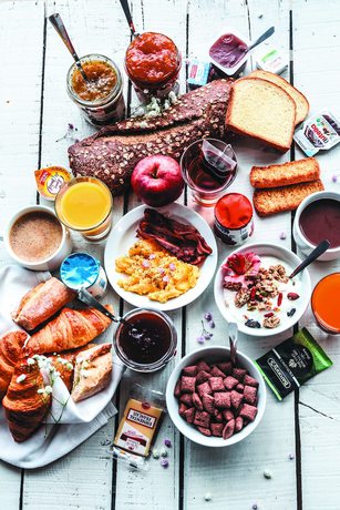 Imagen del bar/restaurante del Hotel B&B Bordeaux Le Haillan. Foto 9