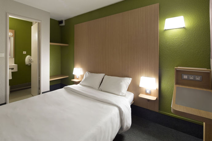 Imagen de la habitación del Hotel B&B Bordeaux Lormont. Foto 4