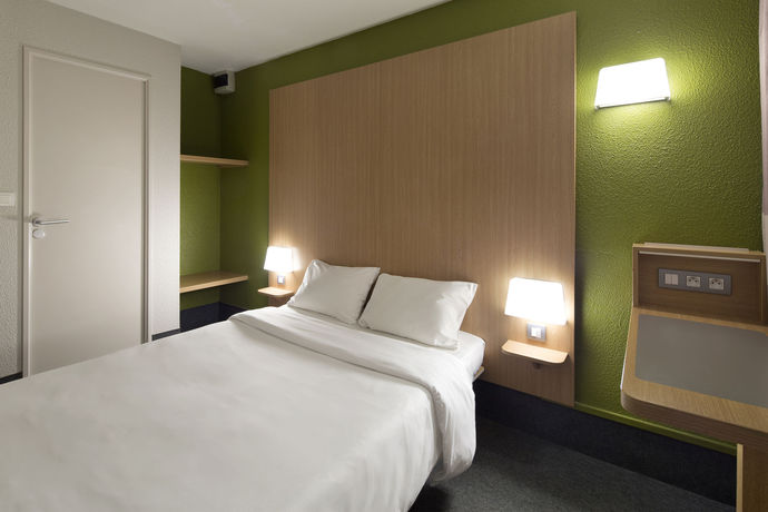 Imagen de la habitación del Hotel B&B Bordeaux Lormont. Foto 6