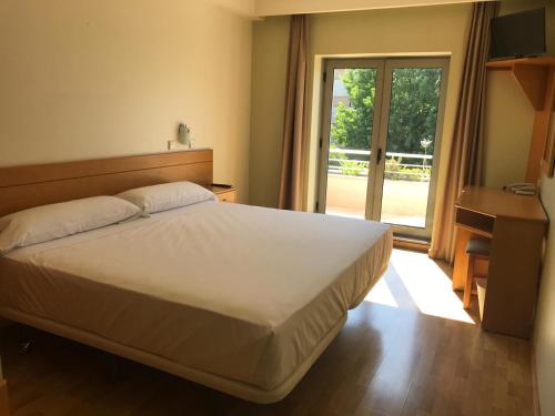 Imagen de la habitación del Hotel B&B Braga Lamacaes. Foto 2