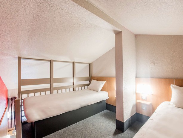 Imagen de la habitación del Hotel B&B Brest Kergaradec Aéroport. Foto 7