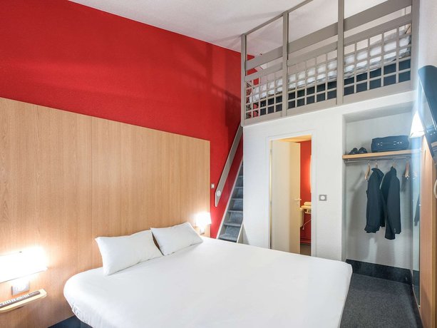 Imagen de la habitación del Hotel B&B Brest Kergaradec Aéroport. Foto 13