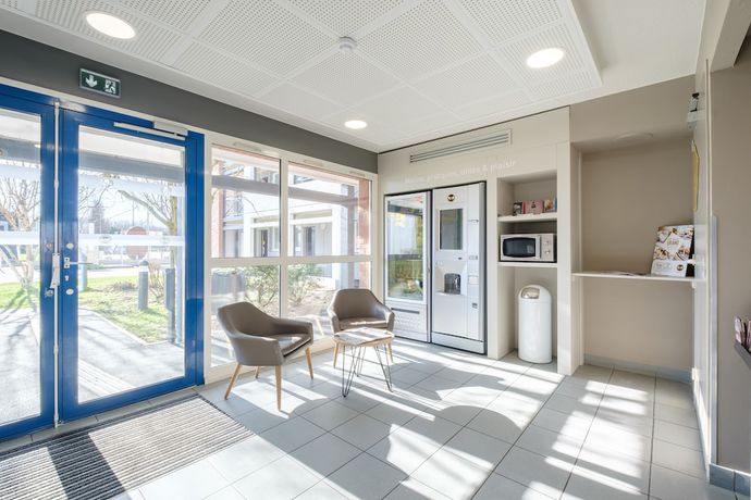 Imagen de los interiores del Hotel B&B Calais Coquelles Tunnel Sous La Manche. Foto 15
