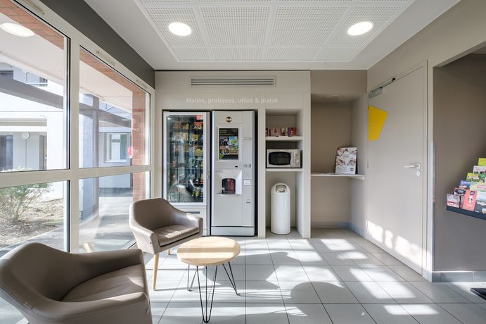 Imagen de los interiores del Hotel B&B Calais Coquelles Tunnel Sous La Manche. Foto 16