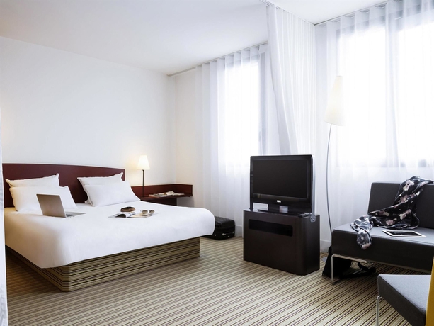 Imagen de la habitación del Hotel B&B Calais Terminal Cit&eacute; de l'Europe 4 &eacute;toiles. Foto 7