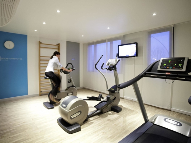 Imagen de los interiores del Hotel B&B Calais Terminal Cit&eacute; de l'Europe 4 &eacute;toiles. Foto 15