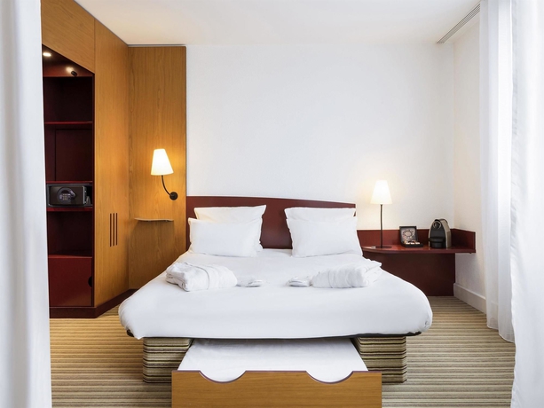 Imagen de la habitación del Hotel B&B Calais Terminal Cit&eacute; de l'Europe 4 &eacute;toiles. Foto 11