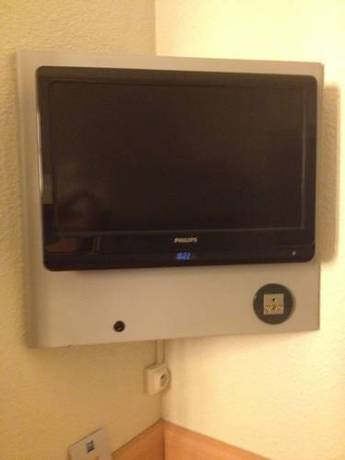 Imagen de la habitación del Hotel B&B Cergy Pierrelaye. Foto 3