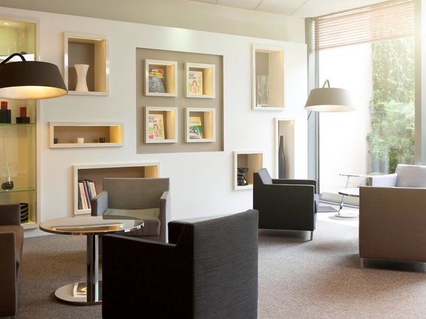 Imagen general del Hotel B&B Cergy Port 4 étoiles. Foto 2