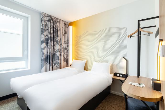 Imagen de la habitación del Hotel B&B Cergy Saint Christophe. Foto 11