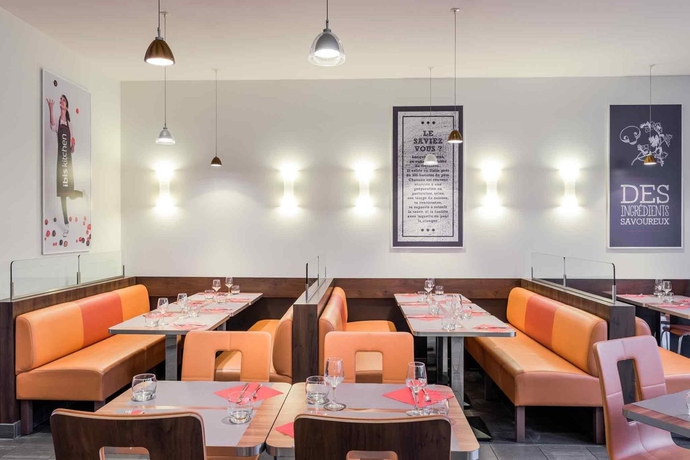 Imagen del bar/restaurante del Hotel B&B Chartres Centre Cathédrale. Foto 7