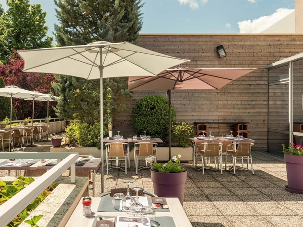 Imagen del bar/restaurante del Hotel B&B Chartres Centre Cathédrale. Foto 9