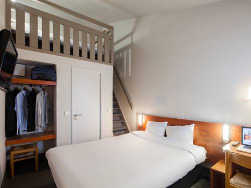 Imagen de la habitación del Hotel B&B Chartres Le Forum. Foto 4
