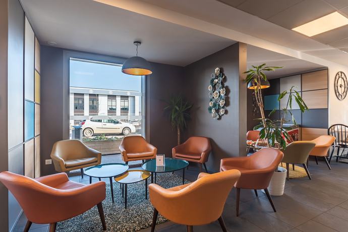 Imagen de los interiores del Hotel B&B Chartres Oceane. Foto 16