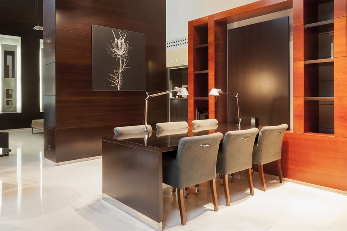 Imagen de los interiores del Hotel B&B Ciudad de Lleida. Foto 9