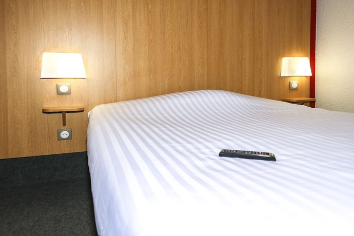 Imagen de la habitación del Hotel B&B Clermont Ferrand Sud Aubi&egrave;re. Foto 3
