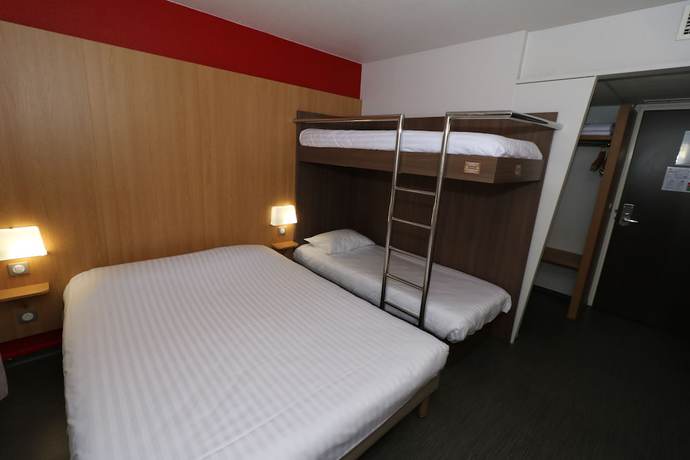 Imagen de la habitación del Hotel B&B Clermont Ferrand Sud Aubi&egrave;re. Foto 6