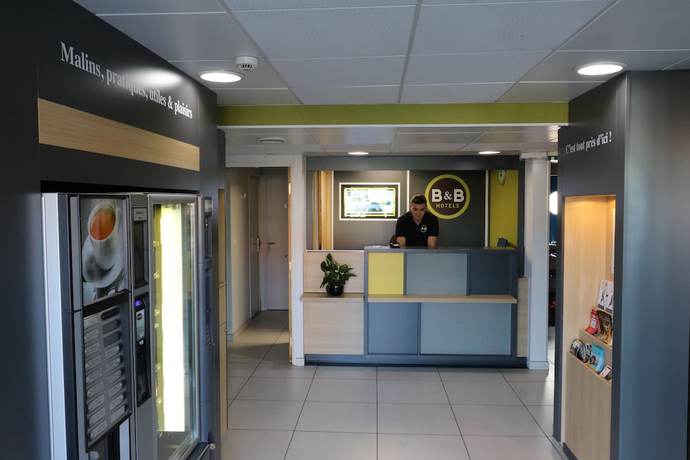 Imagen de los interiores del Hotel B&B Clermont Ferrand Sud Aubi&egrave;re. Foto 20
