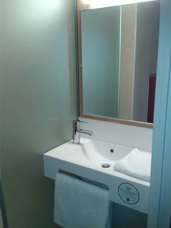 Imagen de la habitación del Hotel B&B Clermont-ferrand Nord Riom. Foto 4