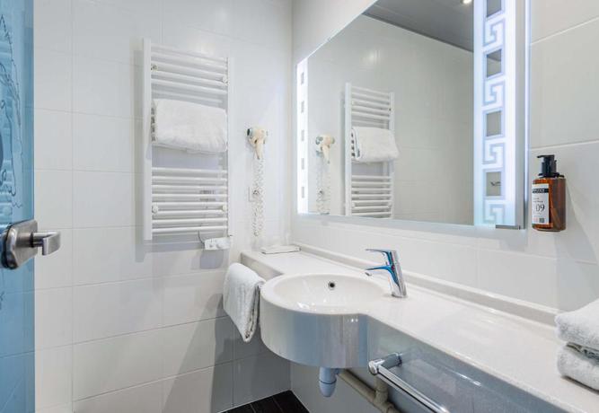 Imagen de la habitación del Hotel B&B Colmar Liberté. Foto 7