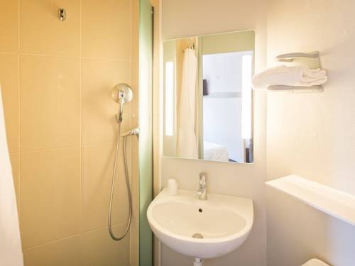 Imagen de la habitación del Hotel B&B Colmar Vignobles Ouest. Foto 10