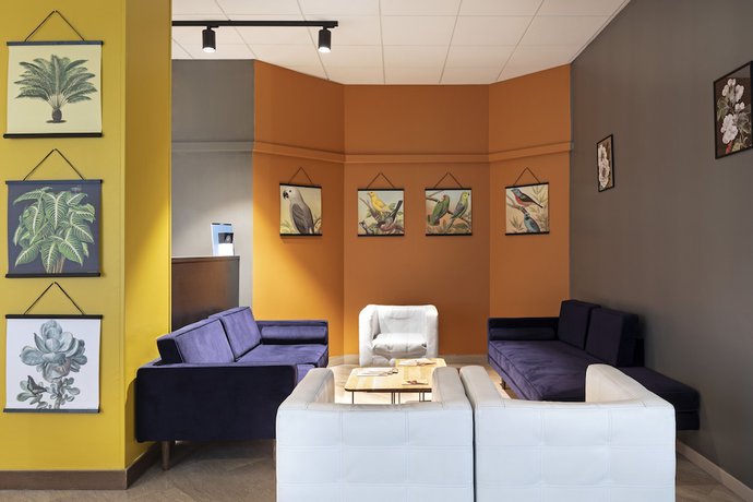 Imagen de los interiores del Hotel B&B Como City Center. Foto 20