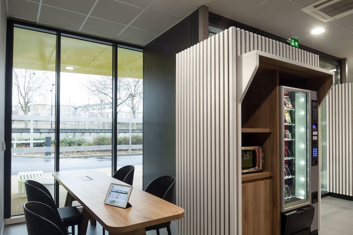 Imagen de los interiores del Hotel B&B Compiègne. Foto 16