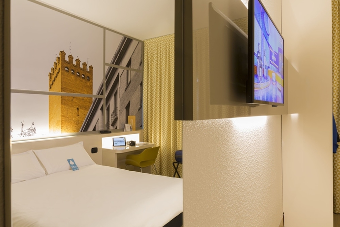 Imagen de la habitación del Hotel B&B Cremona. Foto 13