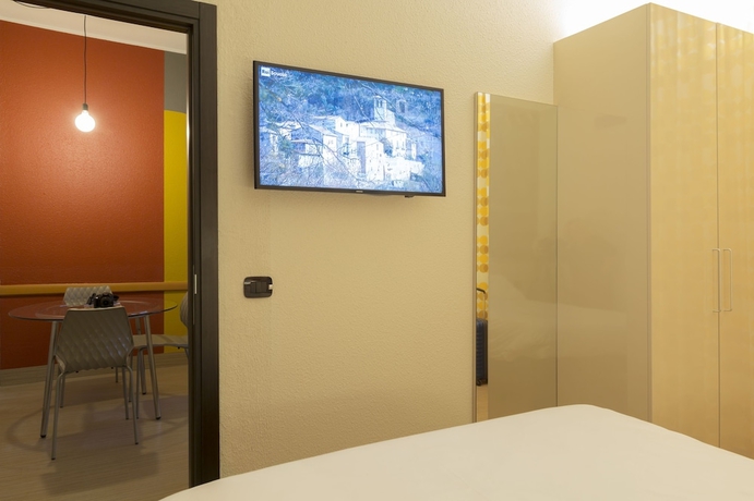 Imagen de la habitación del Hotel B&B Cremona. Foto 15