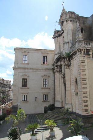 Imagen de los exteriores del Hotel B&B Crociferi Catania. Foto 5