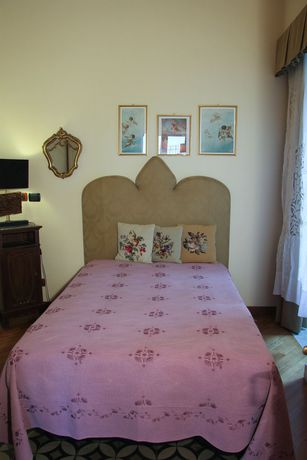 Imagen de la habitación del Hotel B&B Crociferi Catania. Foto 4