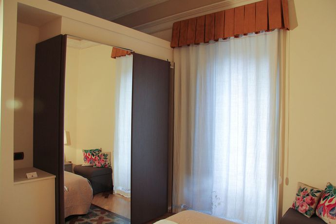 Imagen de los interiores del Hotel B&B Crociferi Catania. Foto 12