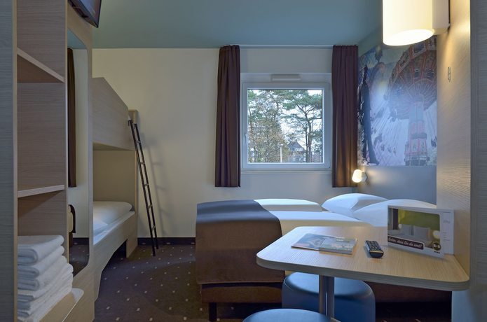 Imagen de la habitación del Hotel B&B Darmstadt. Foto 13